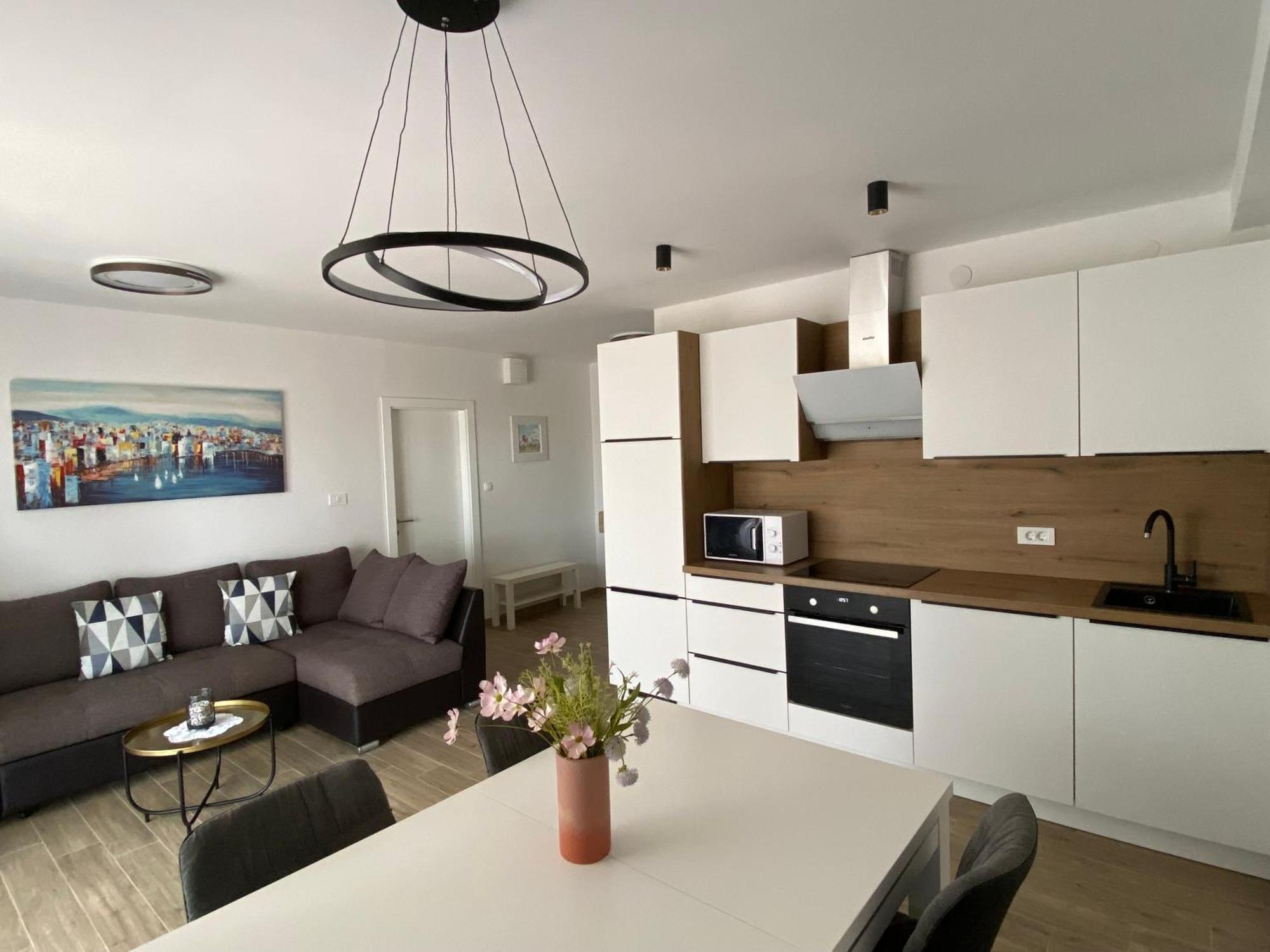 Marazul Apartments Povljana Bagian luar foto